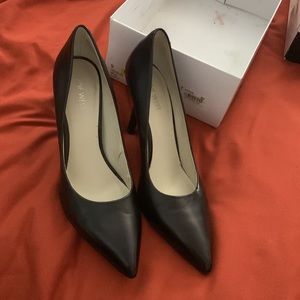 Black Nine West heels